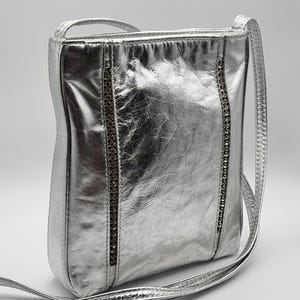 Dawli, 80s vintage silver leather crossbody bag with crystal detail