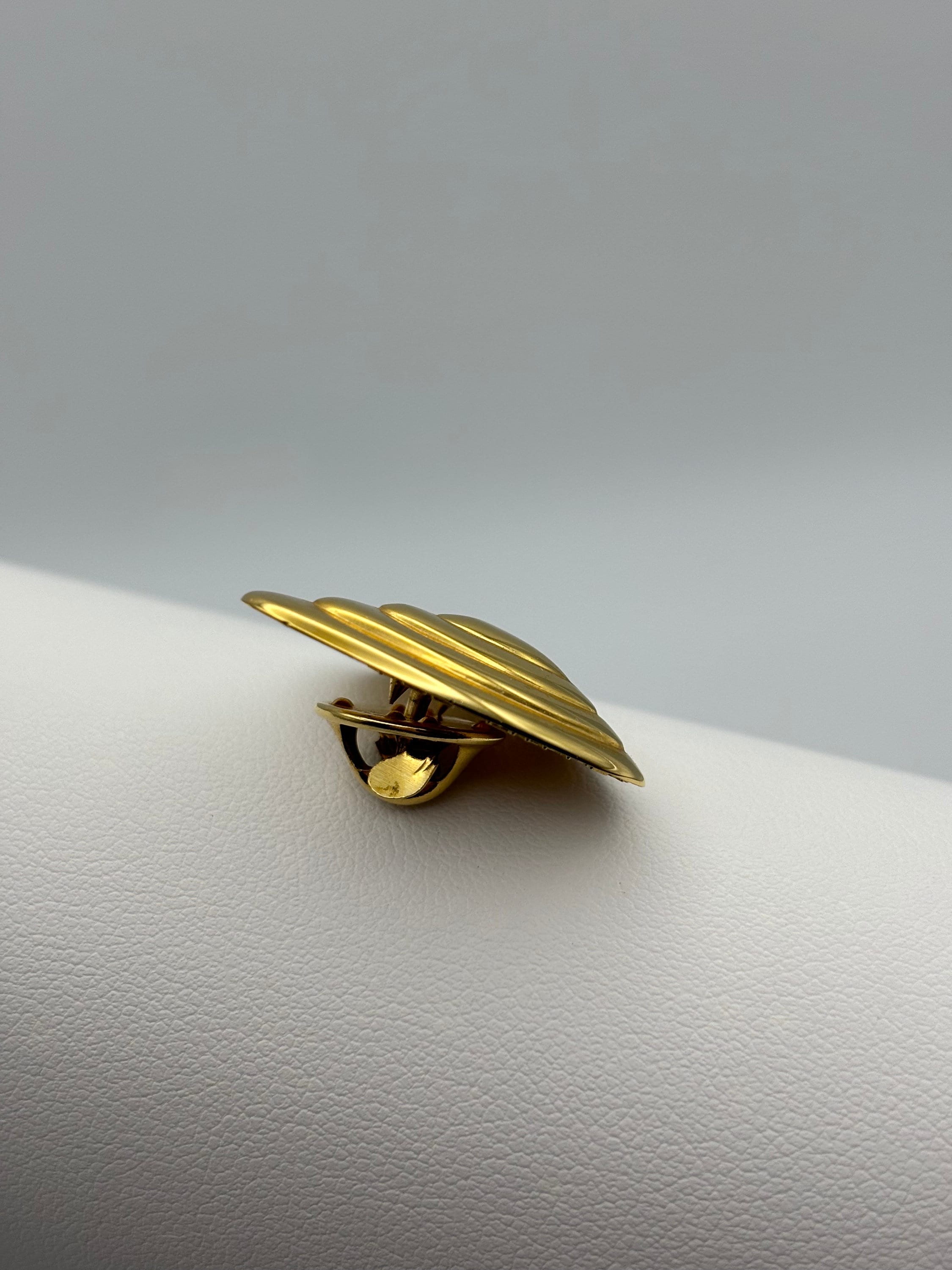 Escada, 80s Vintage Gold Plated Heart Pin - Etsy