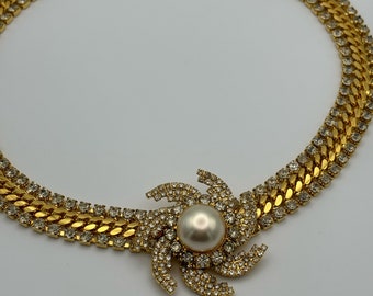 90s vintage crystal & faux pearl flower chain link necklace