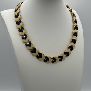 Nina Ricci, 80s vintage blue & white enamel heart link necklace image 9