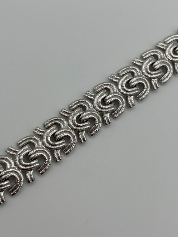 Monet "Raging Seas" 60s vintage silver link brace… - image 6