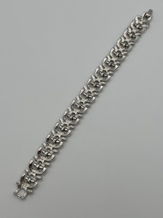 Monet "Raging Seas" 60s vintage silver link brace… - image 10