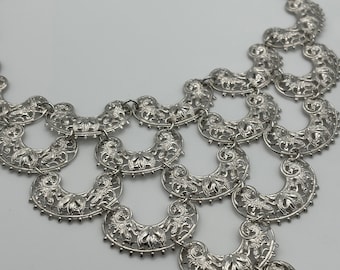 Vendome, 70s vintage silver plated filigree bib necklace