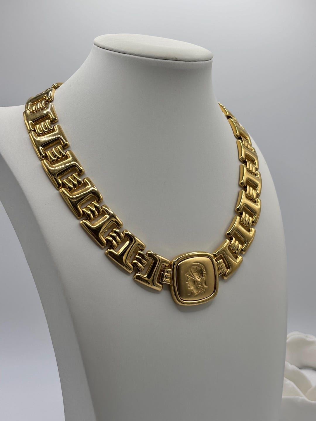 260771◎MONET◎ネックレス Monet, 80s Gold Plated Etruscan Revival Necklace - Etsy