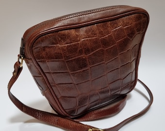 90s vintage brown croc print leather shoulder bag - ownedbySue
