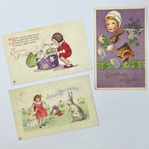 3 Cartoline pasquali vintage con bambini e coniglietti. Coniglietto pasquale. Coniglio. Fornitura di riviste spazzatura