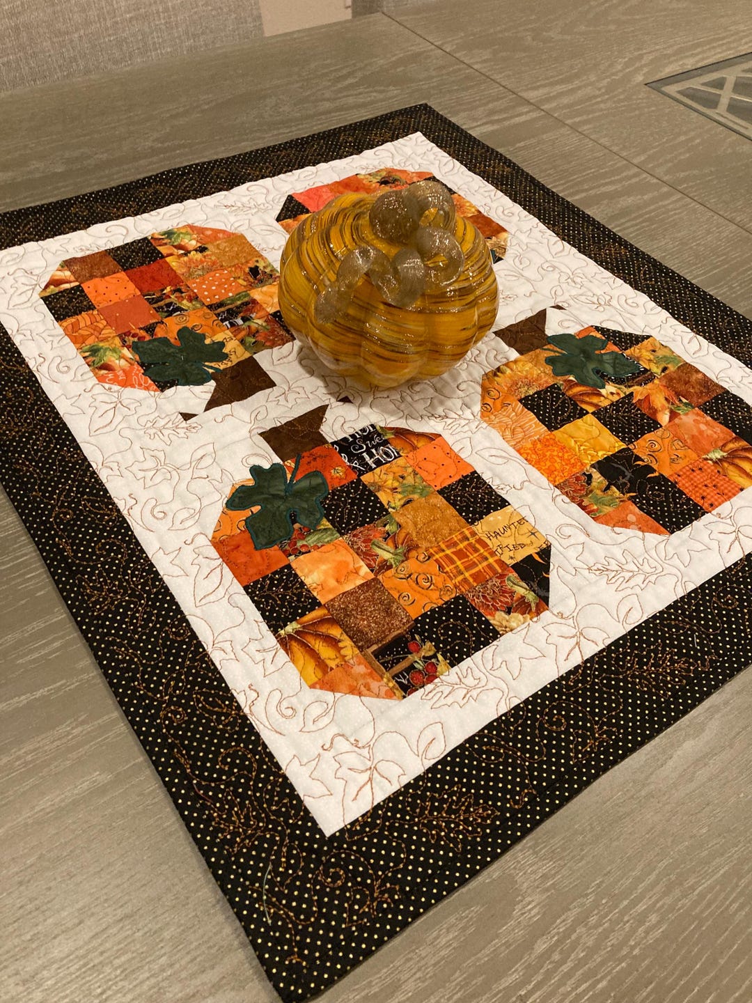 Four Pumpkins Quilted Table Topper - Etsy