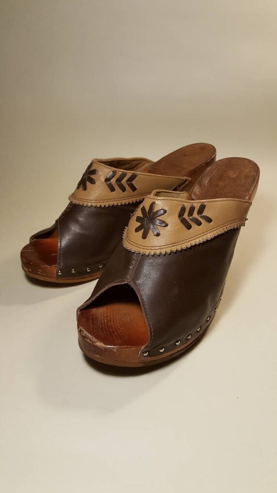 90s clogs