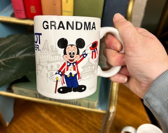 Taza vintage de la abuela de Mickey del Epcot Center