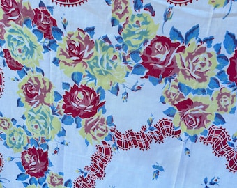 Rose Patterned Rectangle Tablecloth