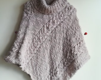 Pdf pattern for knitted poncho with cables, easy to follow with chart, English written pattern, begginer friendly pattern, cozy knit
