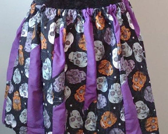 D-4110 Spooky color skull skirt
