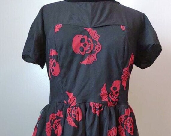 D-4117 Spooky red skull dress