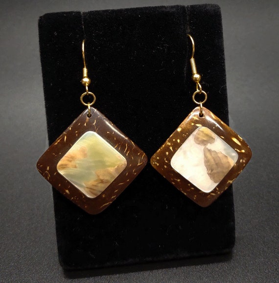 E-1507 Coconut shell earrings