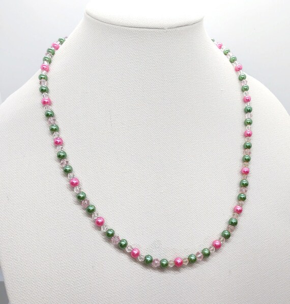 N-1665 Pink and Green Pearl Necklace