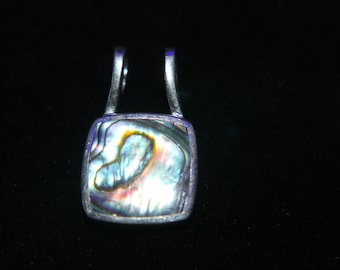 Abalone pendant Marked 925 Thailand SU 3 grams