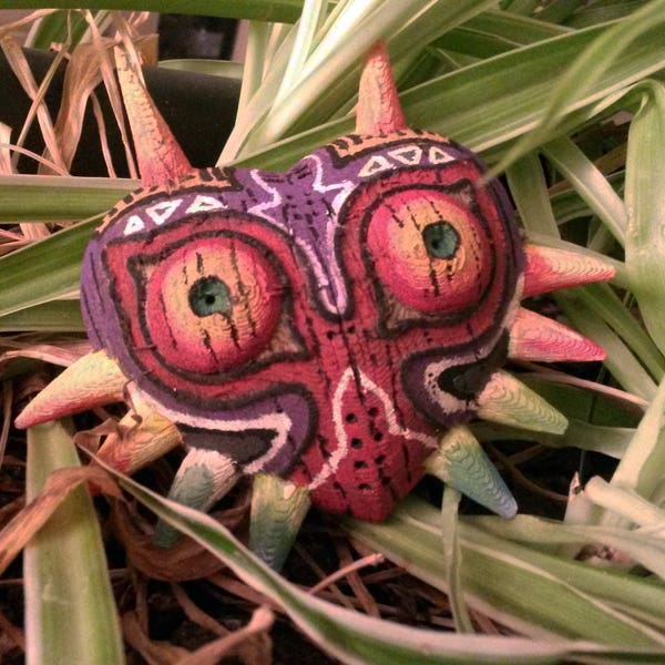 Masque de Majora en bois