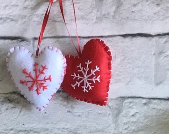 Felt hearts, felt hanging ornaments, xmas tree decorations, set of 2, hanging decor, Christmas decoration, door hangers