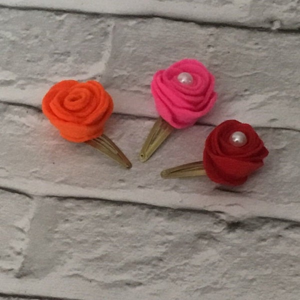 Pinces à cheveux Rose en feutrine, les filles frange diapositives, fleurs en feutrine, accessoires pour cheveux, pinces à cheveux femmes, fleurs en feutrine