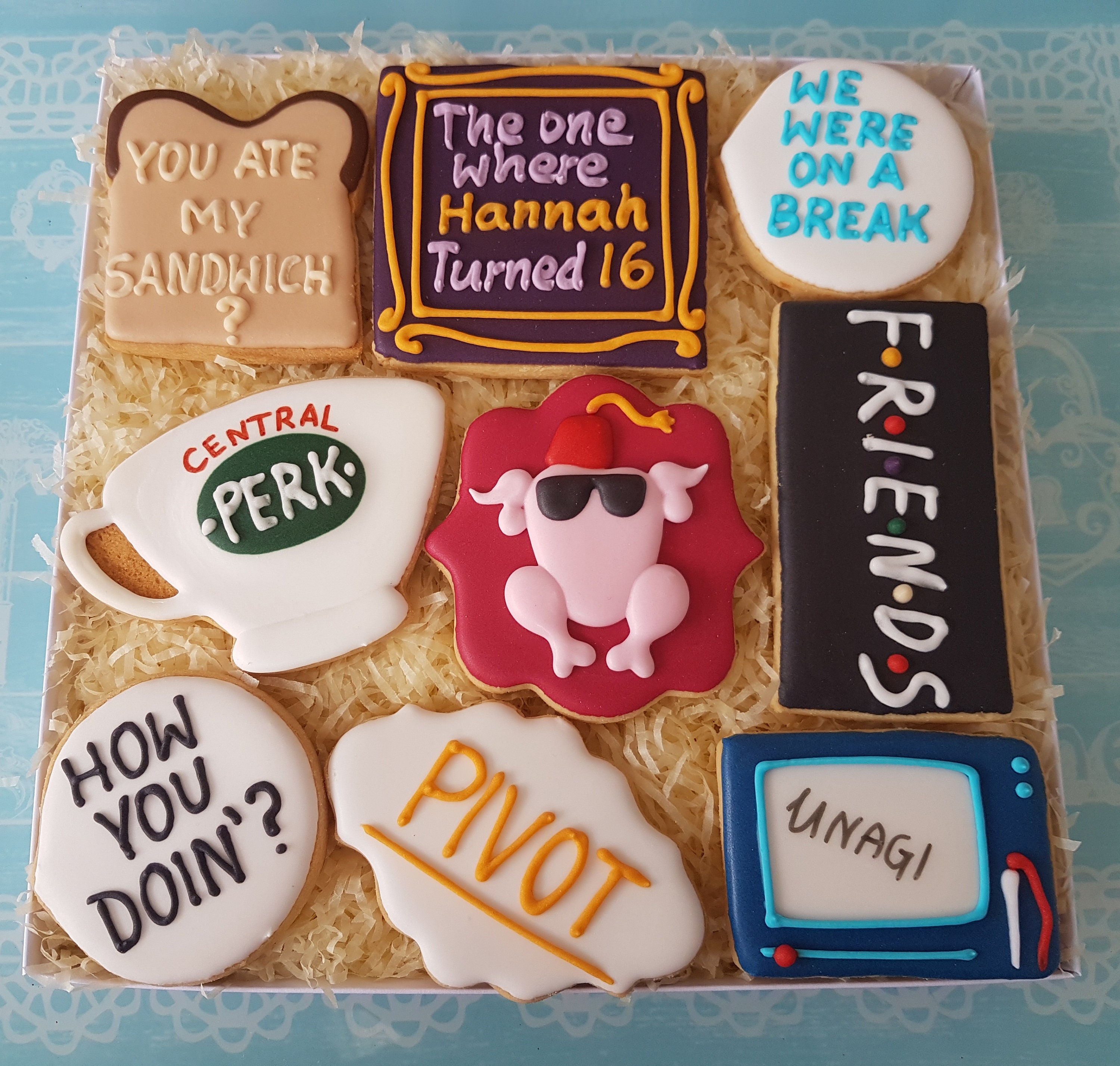 Friends Show / Gift Box / Gift to Friend / Friends Themed Gift 