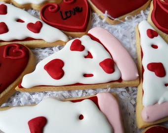 Personalised biscuits / Gift for Valentine's Day / Hearts / Love pizza / unique gift/ Bespoke cookies / Personalised cookies / love theme