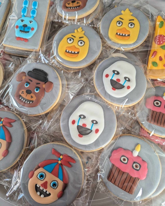 24 x Edible Personalised Icing Five Nights at Freddys Birthday CupCake  Toppers