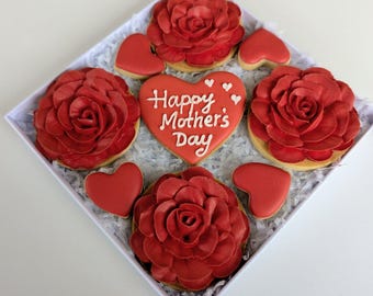 Mother's Day biscuits/ Handmade flowers/ Valentine's Day biscuits, Vanilla cookies, Roses and hearts/ Personalised gift/ Birthday flowers