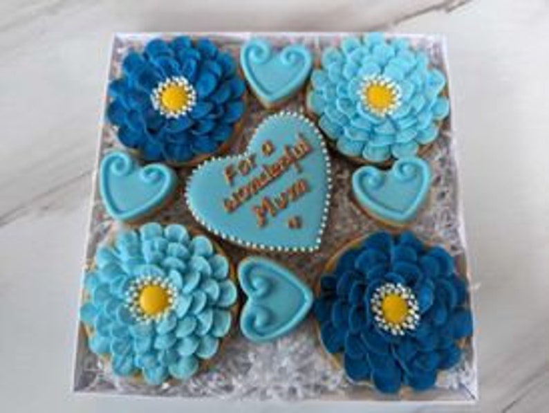 Gift box/ Birthday gift / Mother's Day / Get well soon/ Thank you gift/ For Mum / For her / Mother's gift / Cookies image 3