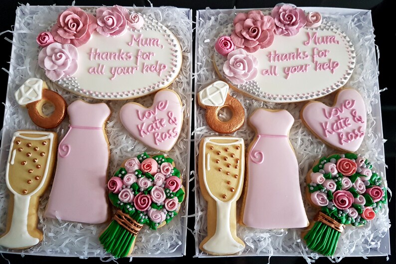 Hand Decorated Wedding Cookies/ Bespoke Gift Set/ Personalised thank you gift box/ Bespoke cookies/ Cookies for Mum bild 3