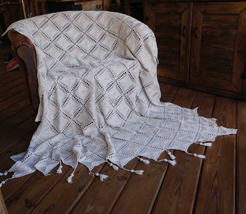 Vintage Lace Bedspread Handmade Throw Blanket Antique Crochet Bedding Shabby Chic Coverlet