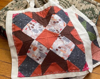 Turkeytail Mushroom Quilt Block Tote