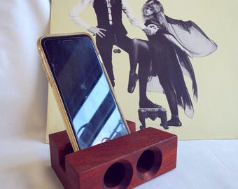 Phone Amplifier/Speaker Made From Reclaimed Wood