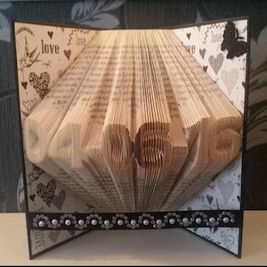 Personalisierte Datum gefaltet Buchkunst, Jubiläum, Buchfalten, Buchfalten, personalisierte Geschenke, personalisierte Buchfaltung