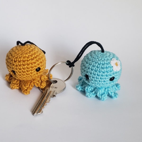 pieuvre amigurumi kawaii  pour votre porte clés, bébé pieuvre Kawaii Animal avec une attache au crochet, cadeau fête ou remerciement