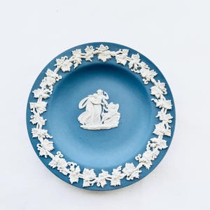 Wedgewood Jasperware Trinket dish