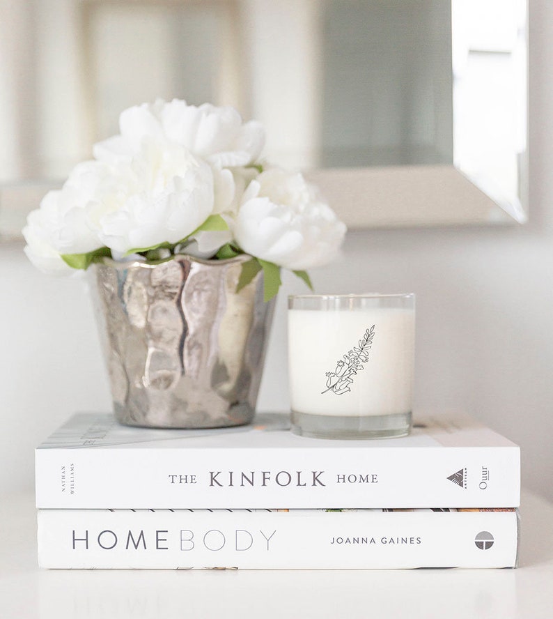 August Birth Flower Soy Candle: Gladiolus Scented Rocks Glass afbeelding 7