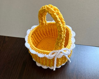 Easter basket crochet pattern Crochet small basket with handle Storage basket Crochet egg holder Kids Easter basket Egg hunting Easter gift