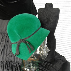 Emerald Green Cloche - Etsy display picture 3