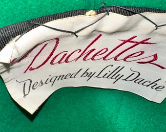 Dachette by Lily Dache Emerald Green Felt Cloche Hat - Etsy display picture 2