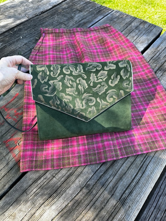 Green Suede Magdesians California Vintage 1980s Luxury Leather Handbag
