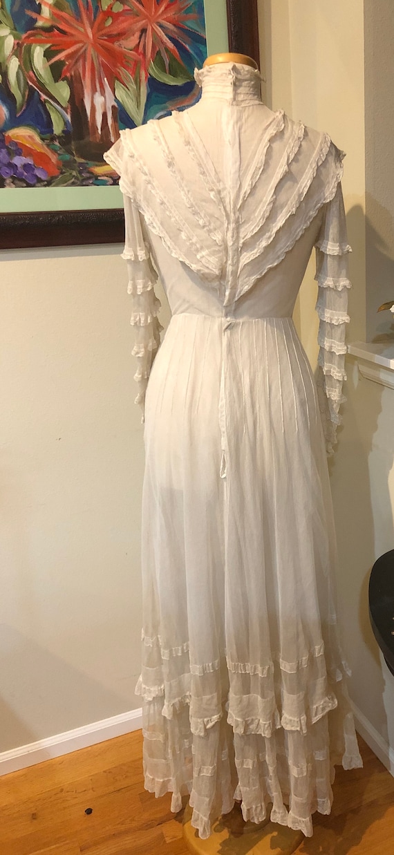Victorian Chic Tulle Dress main image 1