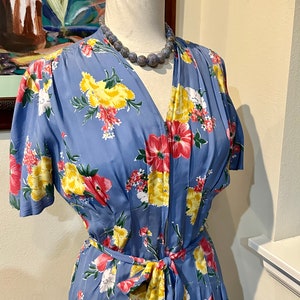Lovely Cornflower Blue Cold Rayon Floral Print Vintage Dress from WWII Era