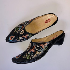 Pikolinos Vintage Black Leather Spanish Embroidered Mules - Size 37 or US 7