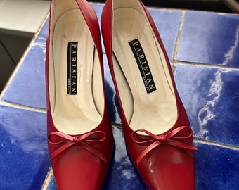 Parisian Vintage 80s Red High Heeled Pumps - Gorgeous Art Shoes - sz 5B