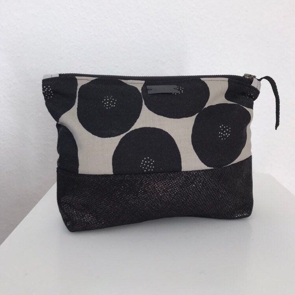 cosmetic bag 'Sina' black leather with kokka fabric Kosmetiktasche