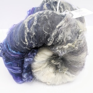 White Gray Purple Art Batt, Carded Fibers,  Gradient Batt,  Art Yarn,  Art Batt,   Spinning Fibers,  Felting Wool,  Spinning Wool,  Gradient