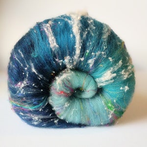Gradient Art Batt ~ Turquoise Merino Batt ~ Spinning Art Batt ~ Wool for Spinning ~ Merino Wool ~ Felting Fiber~ Sari Silk ~ Weaving