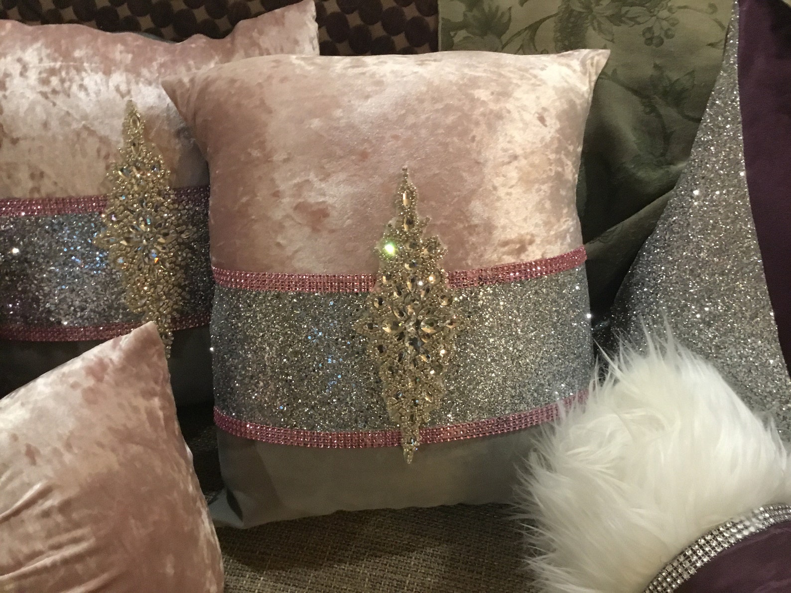 SET 3custom velvet pillow Stuffed With Poly decoblingrhinestonecrushed