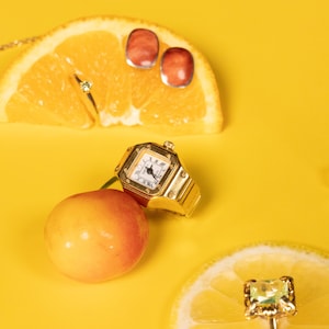 1980&#39;s Digits Stellar Gold Watch Ring, Japanese Quartz Movement, Working Finger Watch