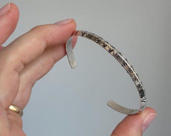 Brazalete vintage de plata de ley de J.J. Wilson, década de 1970, joyería nativa americana